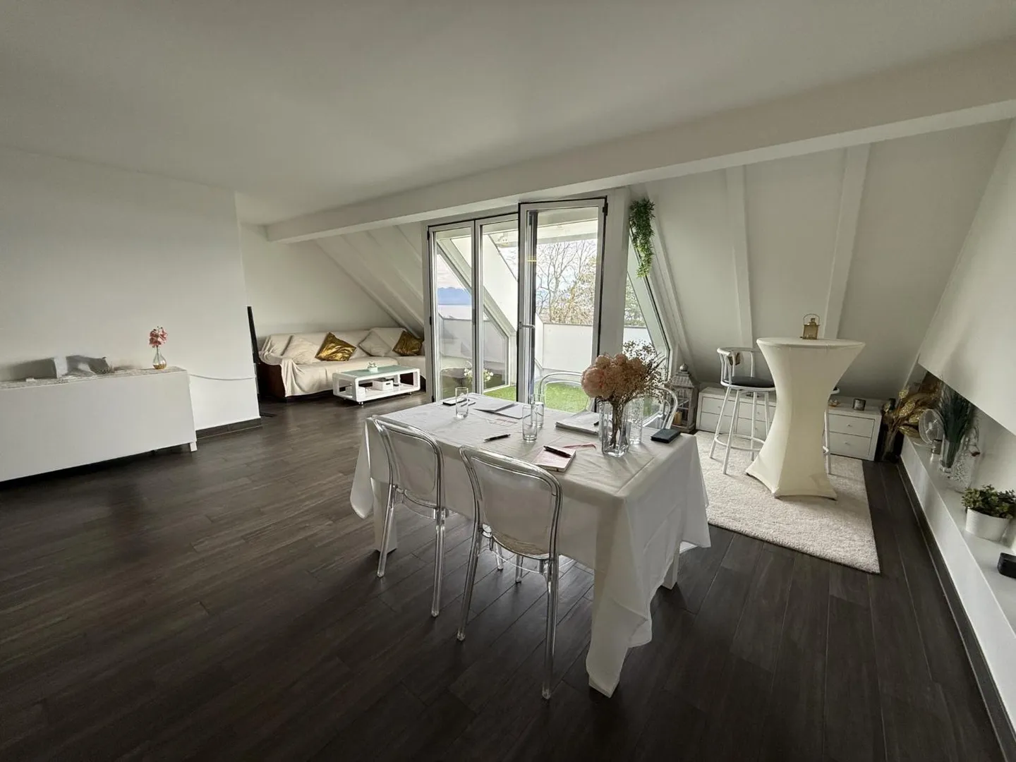 Obergeschoss 4,5 Zimmer - Foto 1 von 12