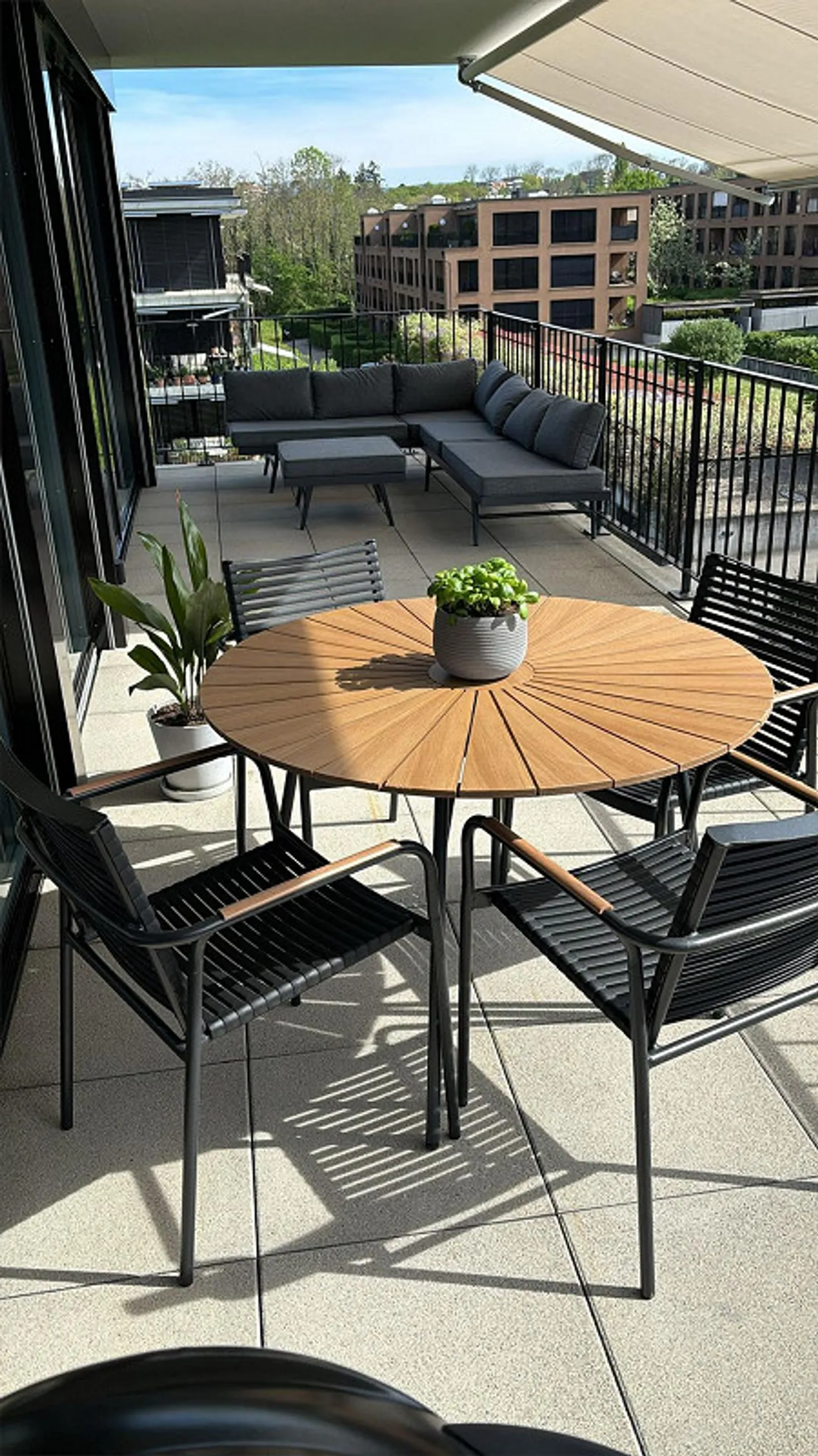 Beautiful apartment in Allschwil - Photo 1 of 9