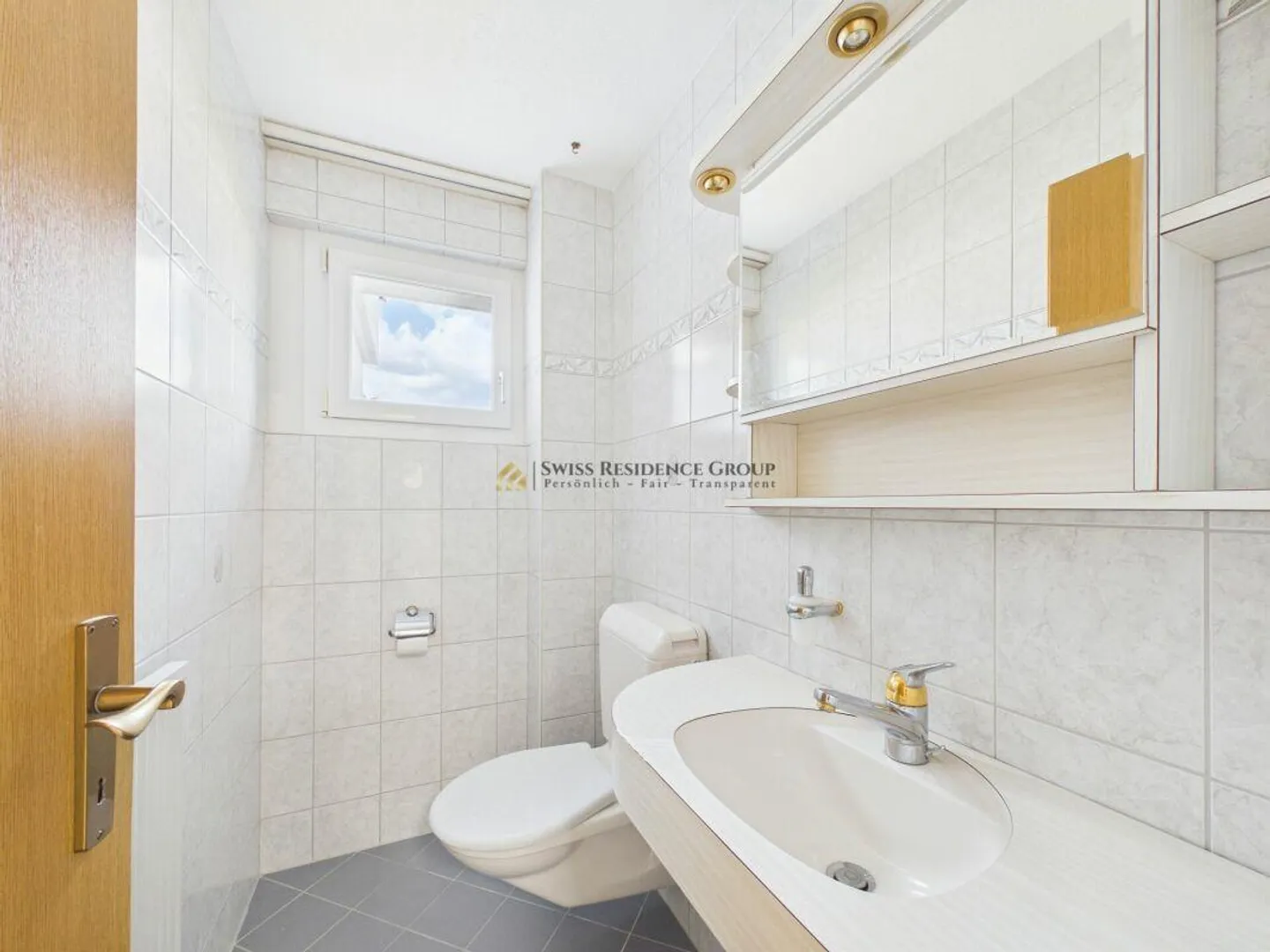 Attractive 4.5-room apartment with balcony and top connection - Photo 10 of 11