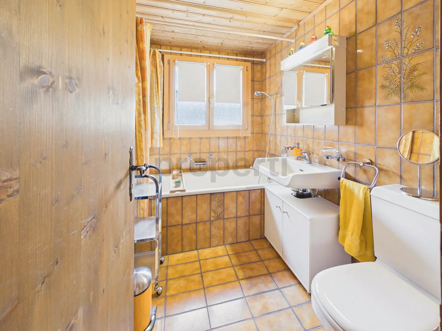 Appartement penthouse meublé de 2,5 pièces élégant - Photo 6 sur 12