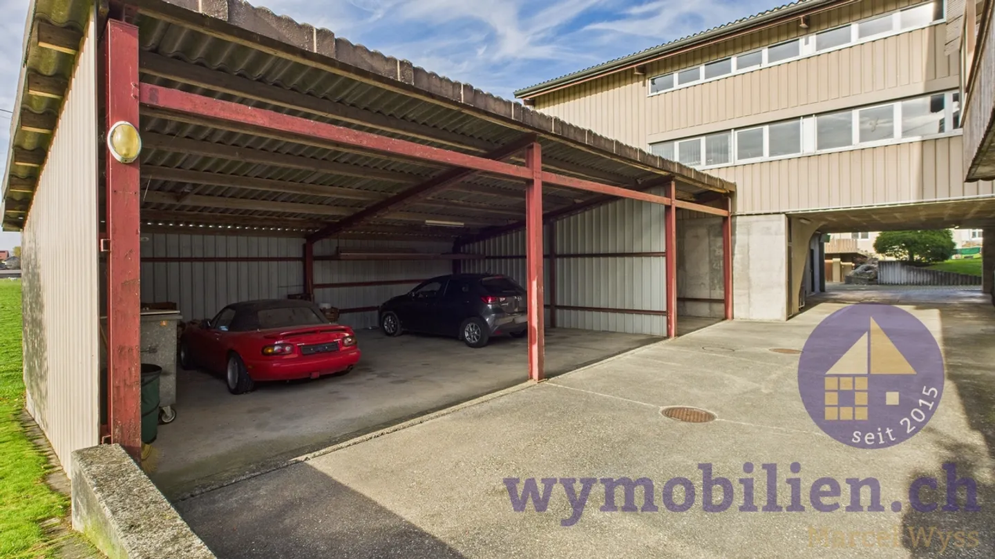 Mehrfamilienhaus mit 2 Wohnungen und Ausbaupotenzial  - Foto 11 von 12