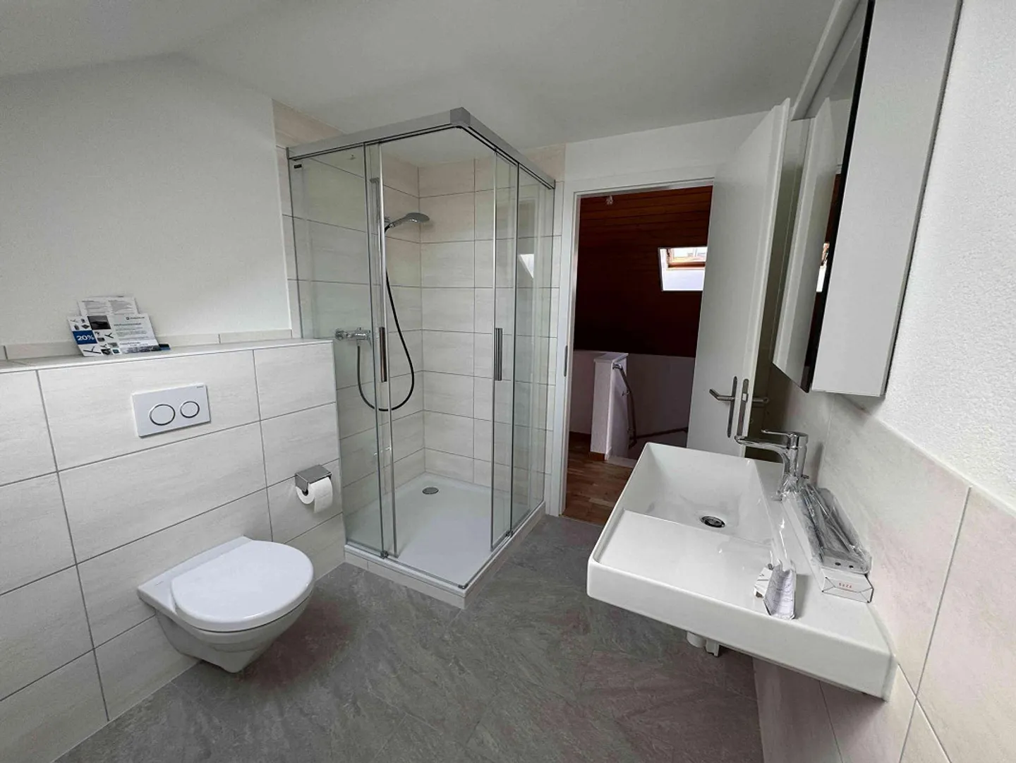 Detached Family House with Garden - Ideal for Families - Photo 2 of 23