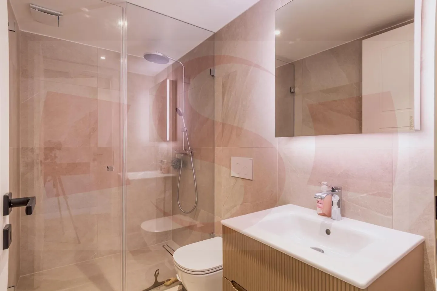 14-Room House - Photo 9 of 11