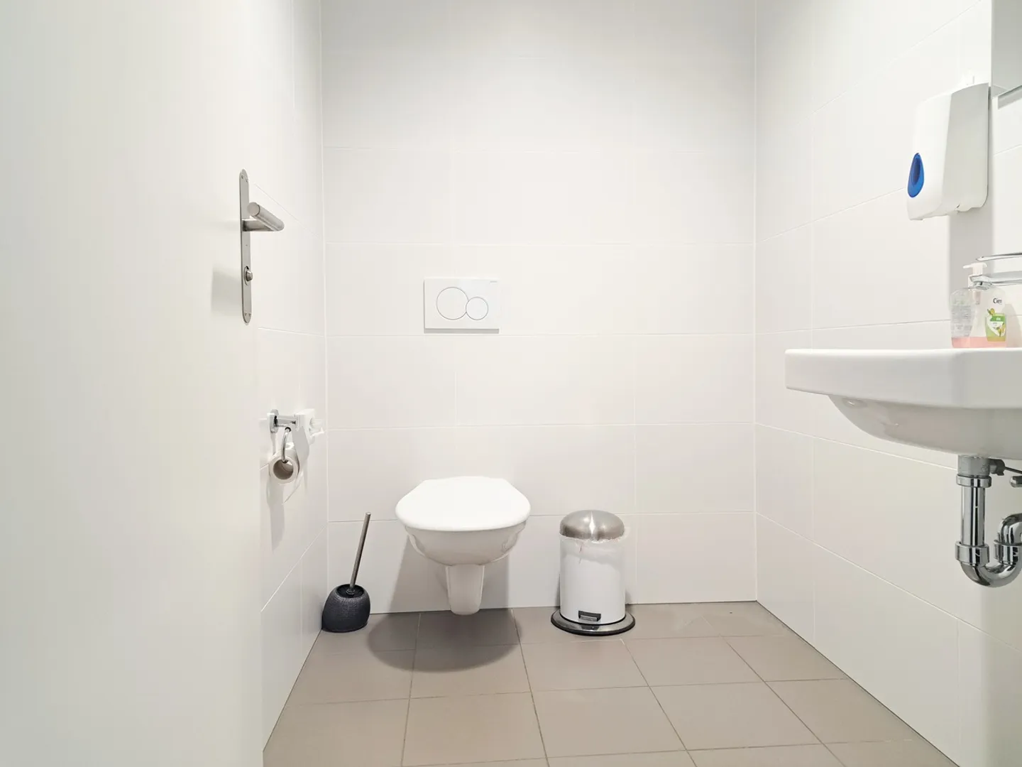 HALDIMAND 57, Commercial space in the city center - Photo 9 of 10