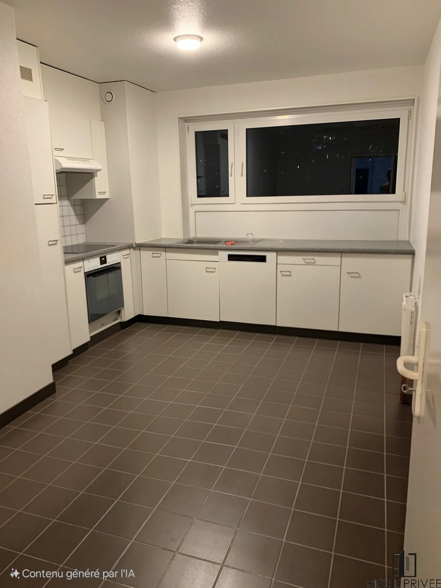 Bellissimo appartamento moderno di 3,5 stanze in pieno centro città - Foto 11 di 12