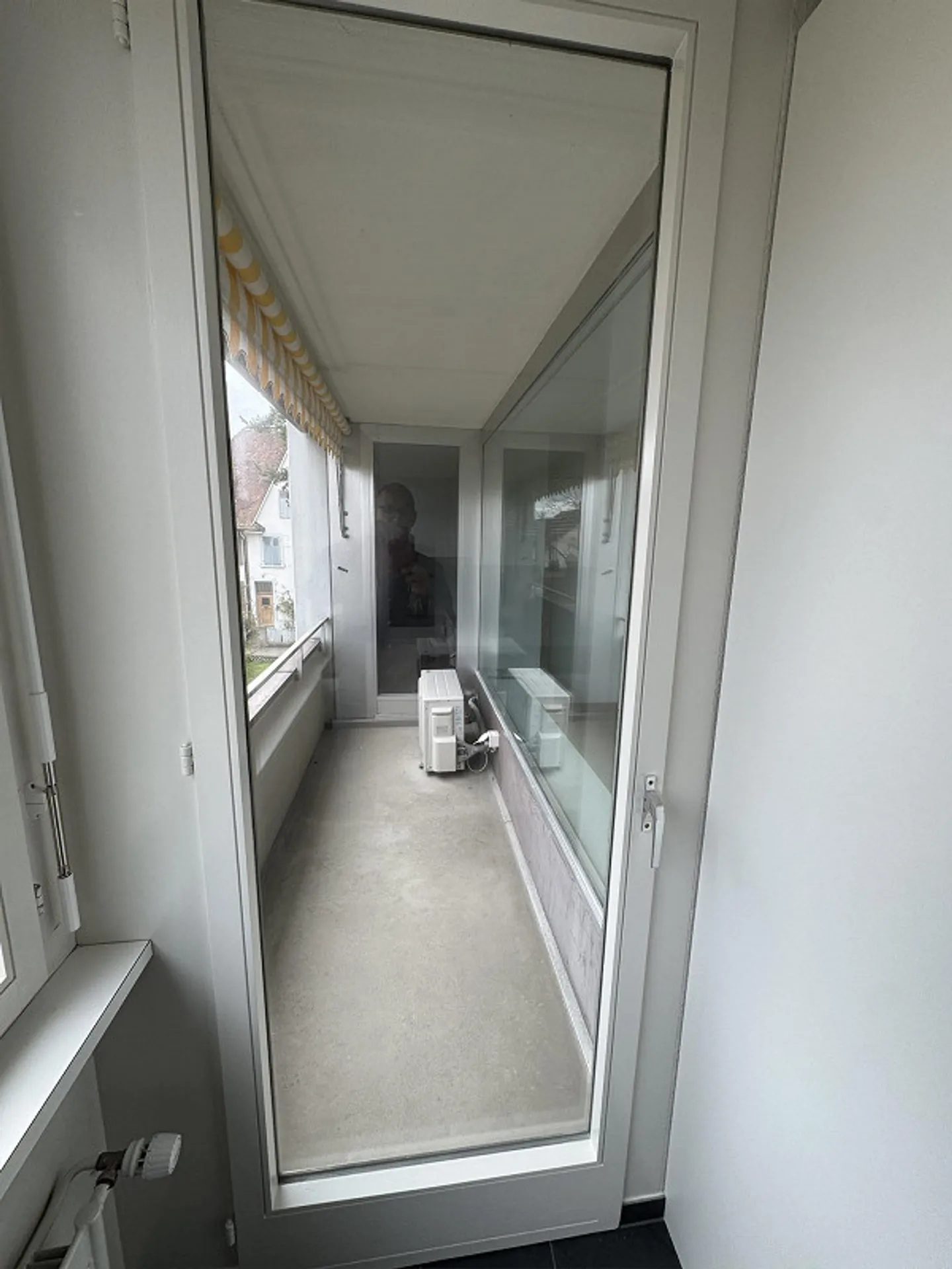 Recently renovated, bright 5-room apartment at Lindenplatz in Allschwil - Photo 3 of 24