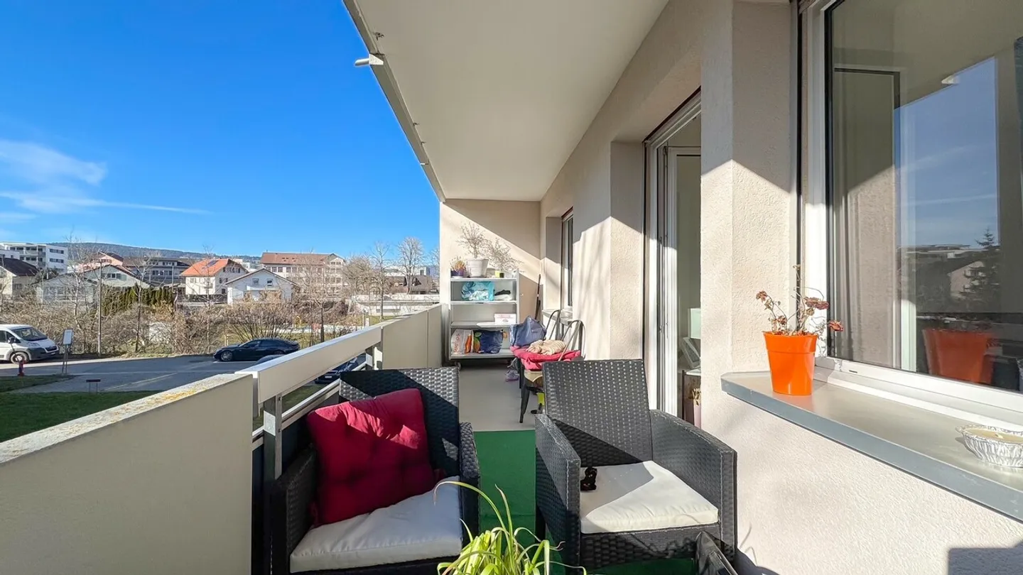 Appartement lumineux de 3.5P avec balcon situé au bord de la Trême - Photo 5 sur 11