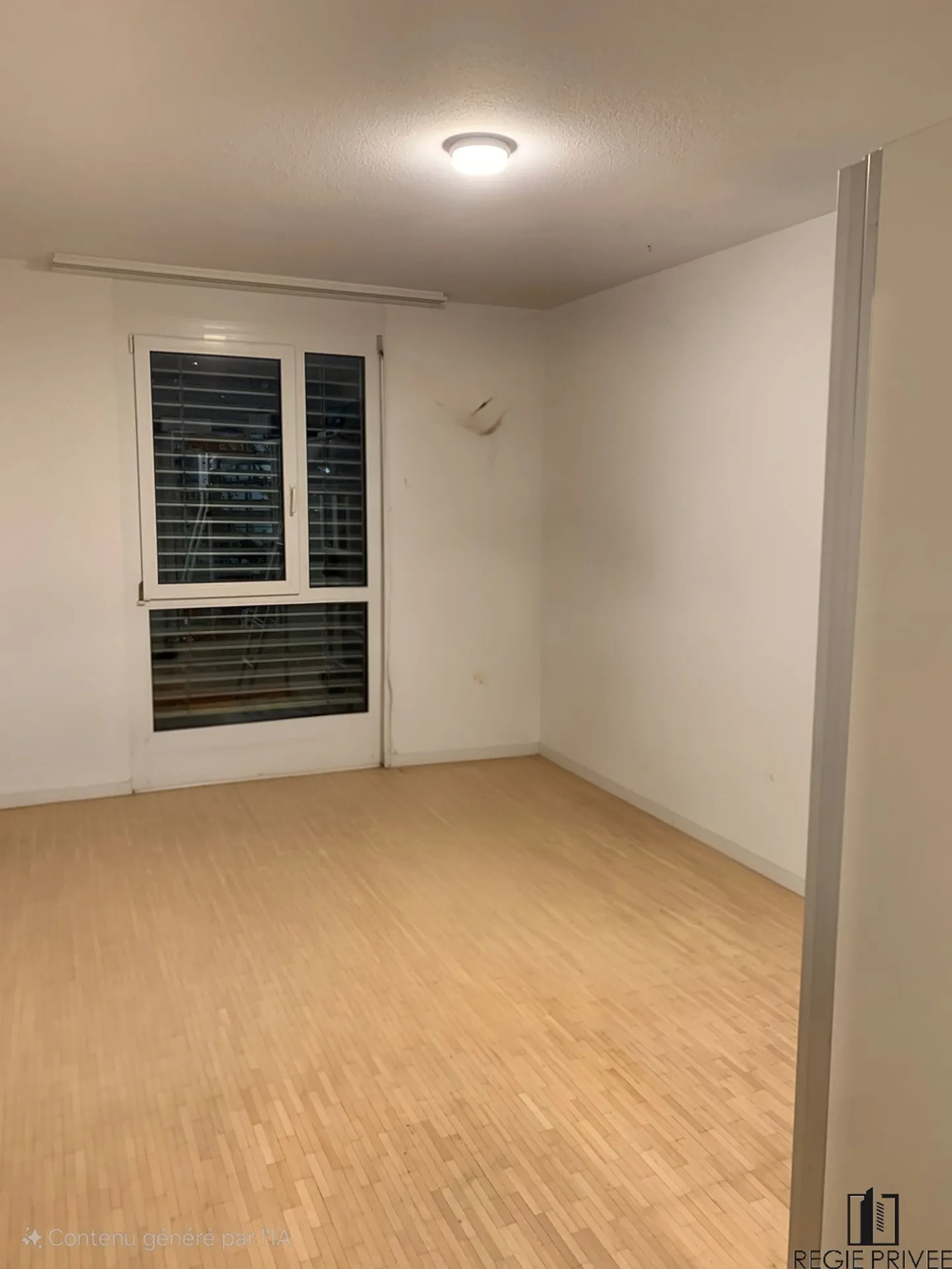 Bellissimo appartamento moderno di 3,5 stanze in pieno centro città - Foto 12 di 12