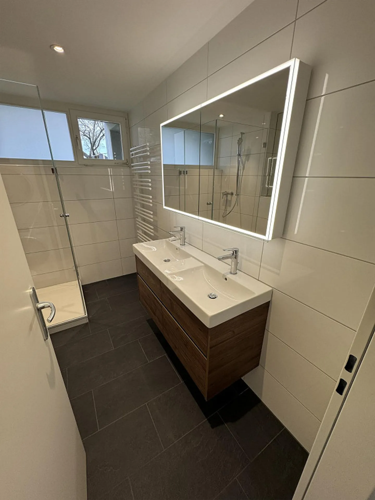 Recently renovated, bright 5-room apartment at Lindenplatz in Allschwil - Photo 13 of 24