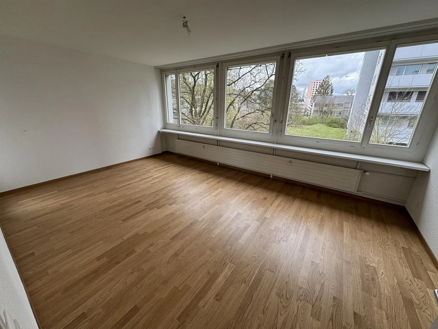 Recently renovated, bright 5-room apartment at Lindenplatz in Allschwil - Photo 17 of 24