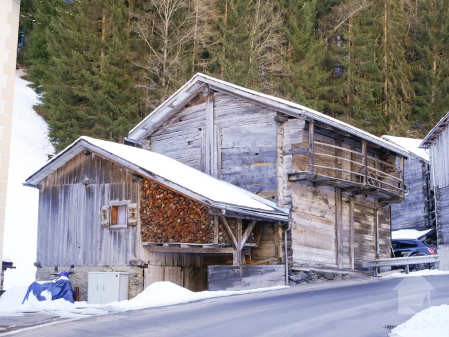 Barn to be converted into a main residence in Praz-de-Fort - Photo 1 of 7