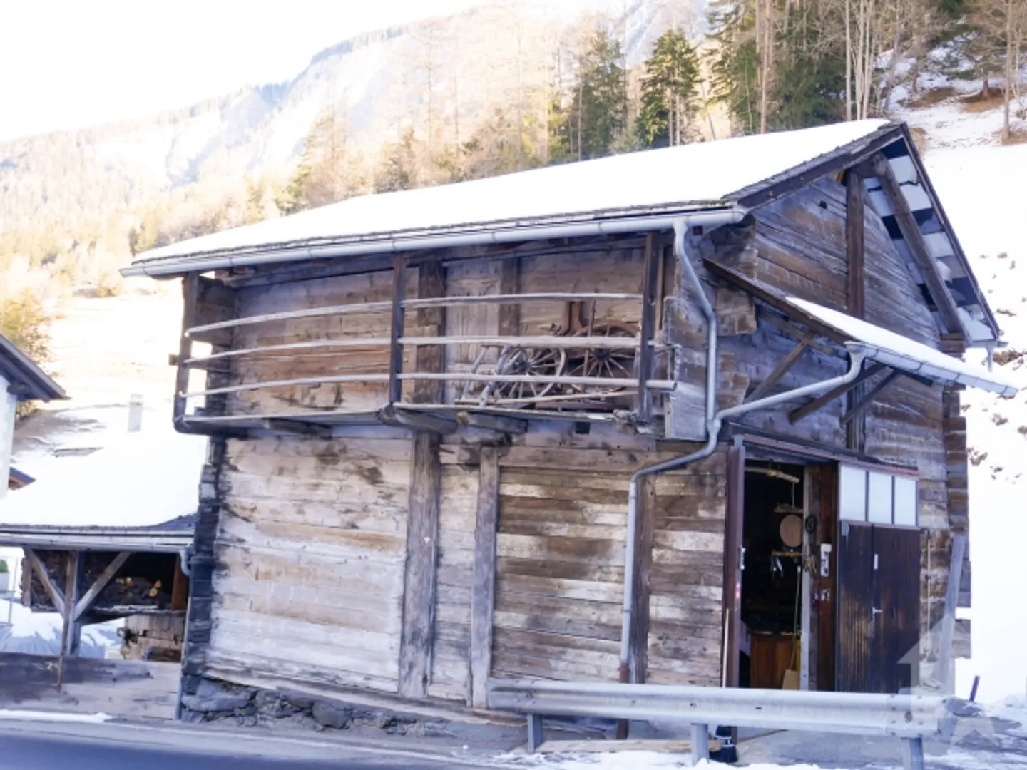 Barn to be converted into a main residence in Praz-de-Fort - Photo 4 of 7
