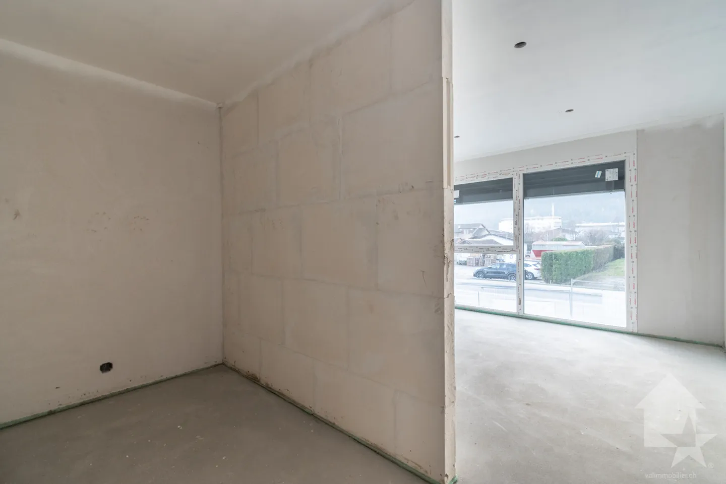 Wunderschöne zeitgenössische Villa mit wählbaren Ausstattungen des Käufers - Foto 3 von 7