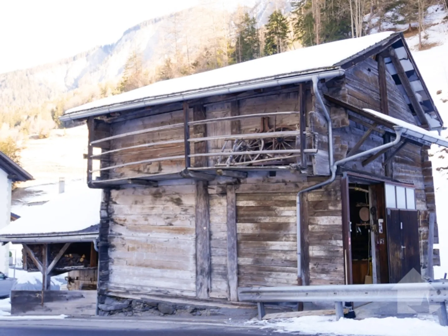 Barn to be converted into a main residence in Praz-de-Fort - Photo 2 of 7
