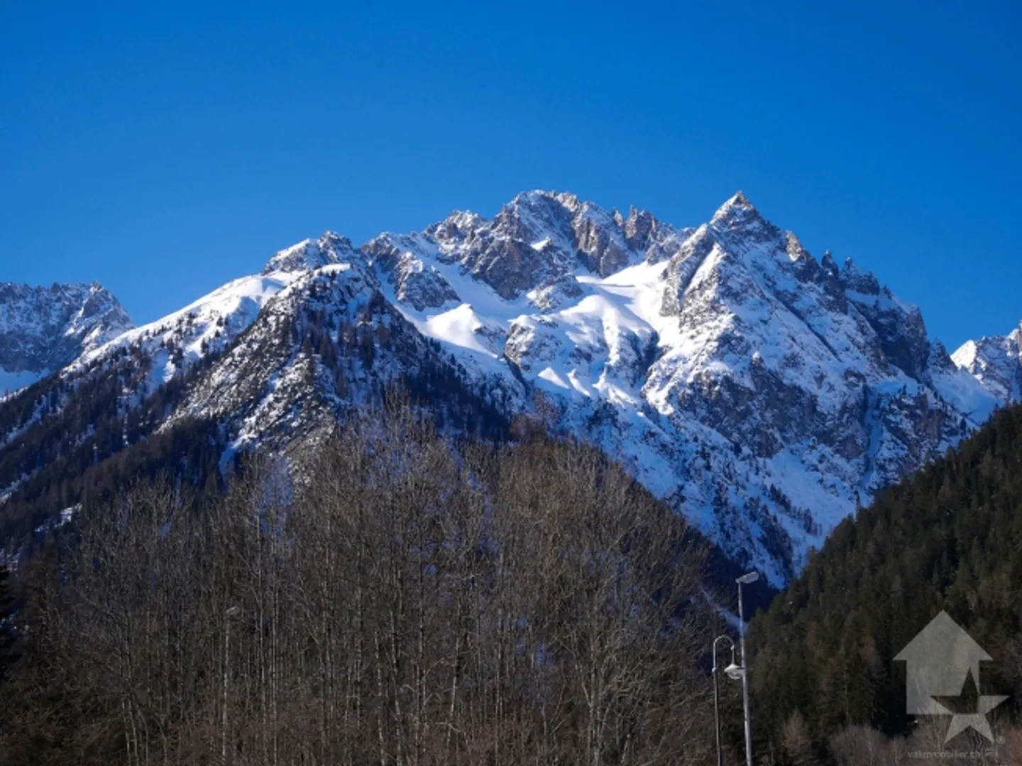 Barn to be converted into a main residence in Praz-de-Fort - Photo 3 of 7