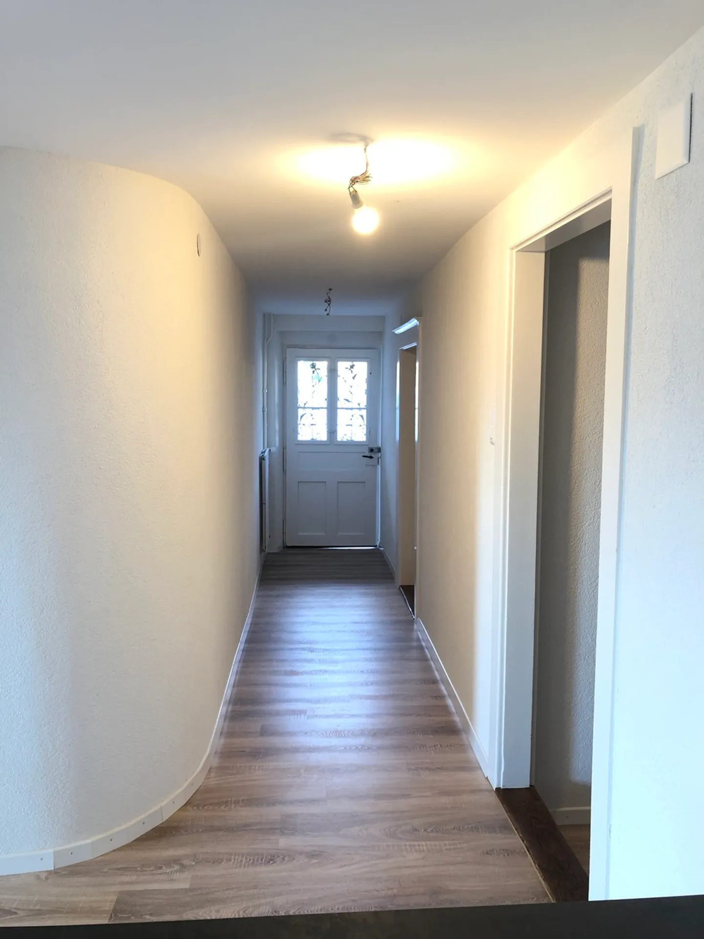 Renoviertes Apartment mit Garten - Foto 3 von 8