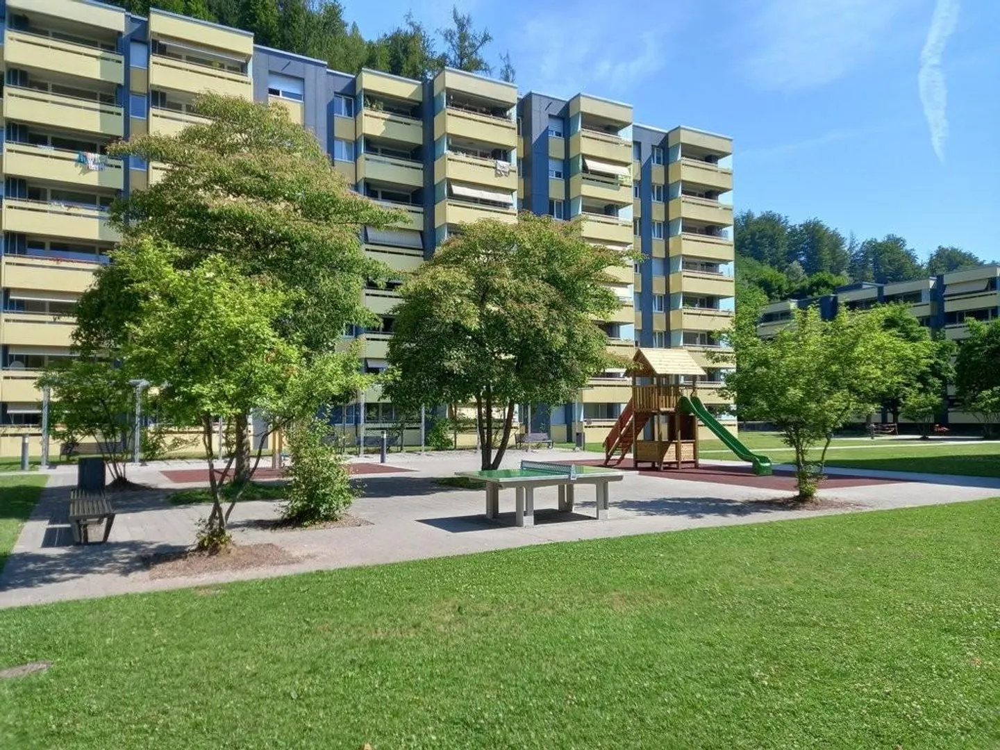 Zona residenziale tranquilla e adatta ai bambini ai margini della foresta - Foto 10 di 12