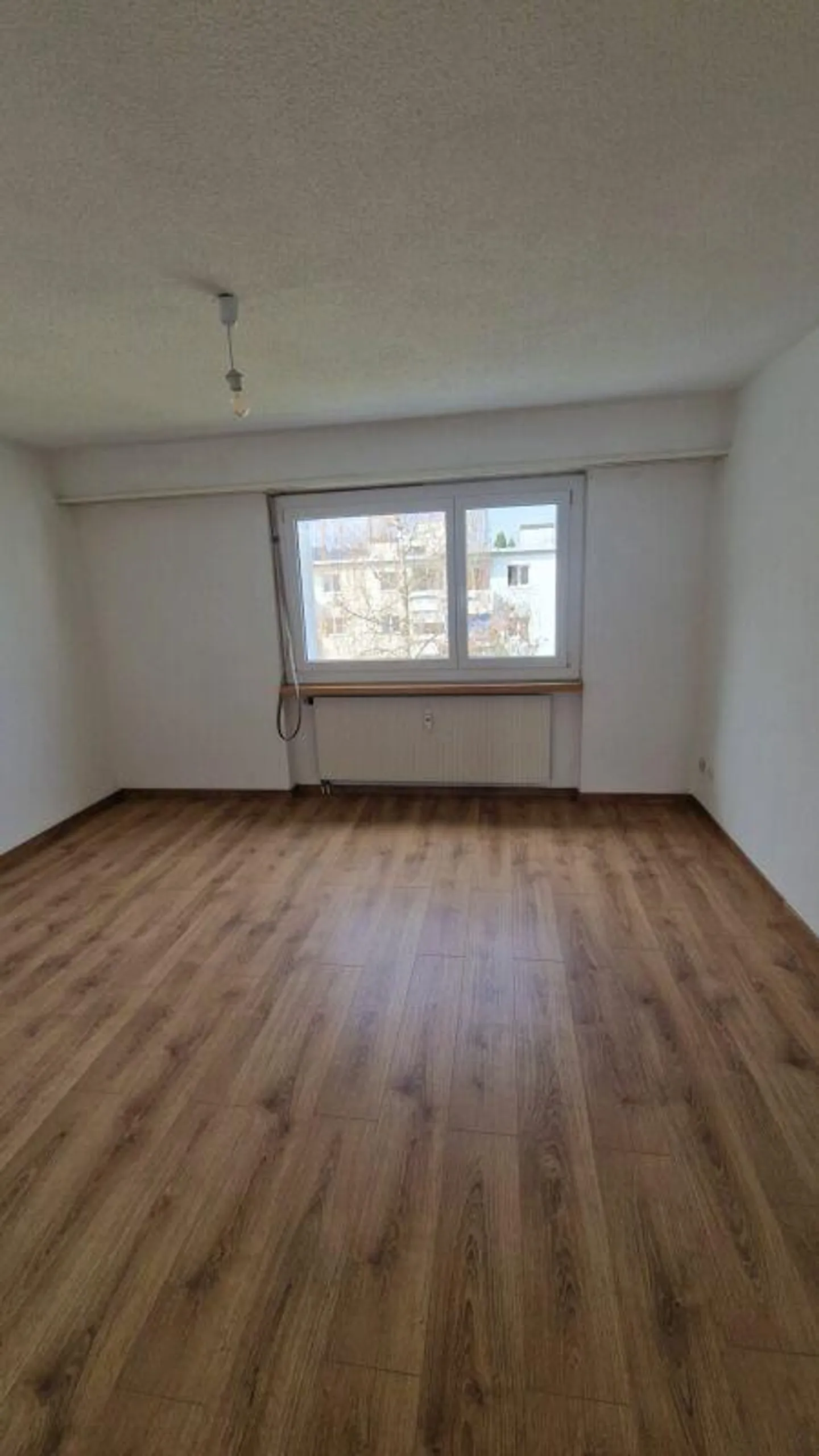 Charming 2.5 Room Apartment - Photo 6 of 6