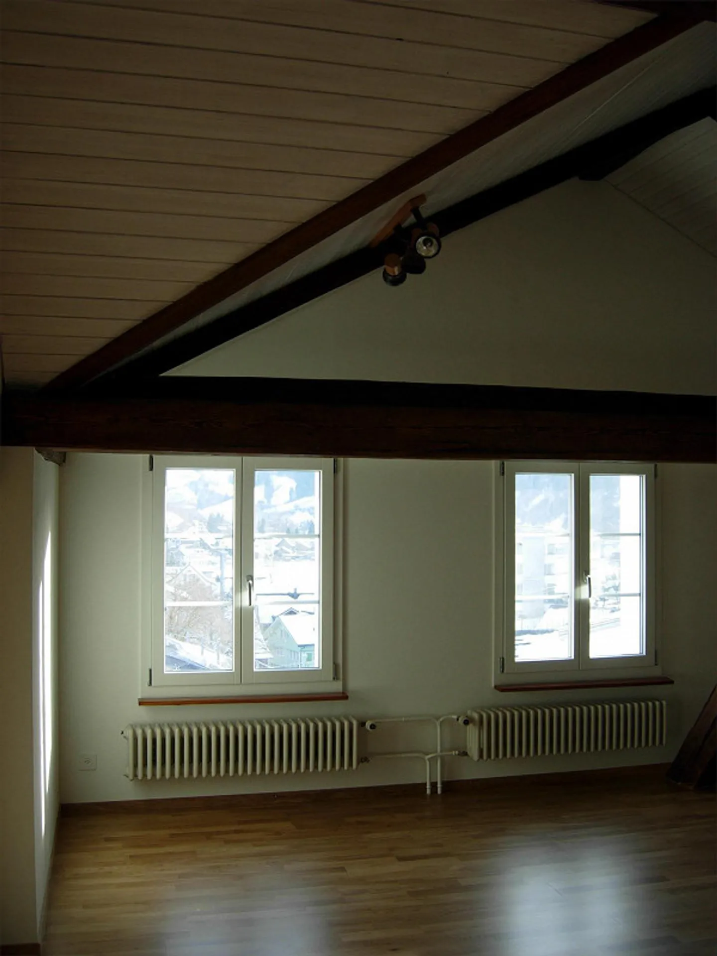 Appartement sous les combles de 3,5 pièces - Photo 9 sur 9