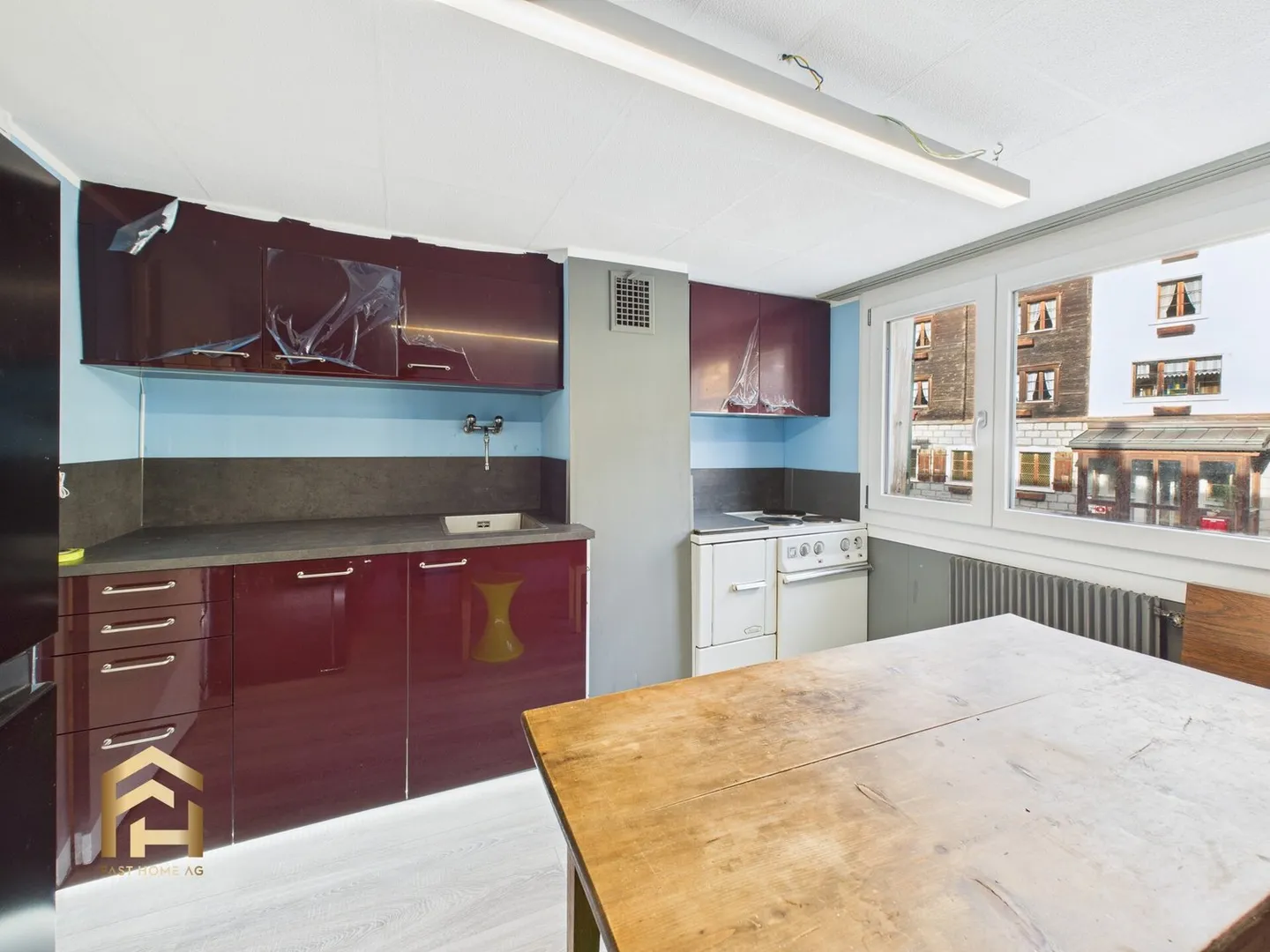 Cozy 3.5 Room Apartment with Balcony and Alpine View in Ulrichen - Photo 3 of 13