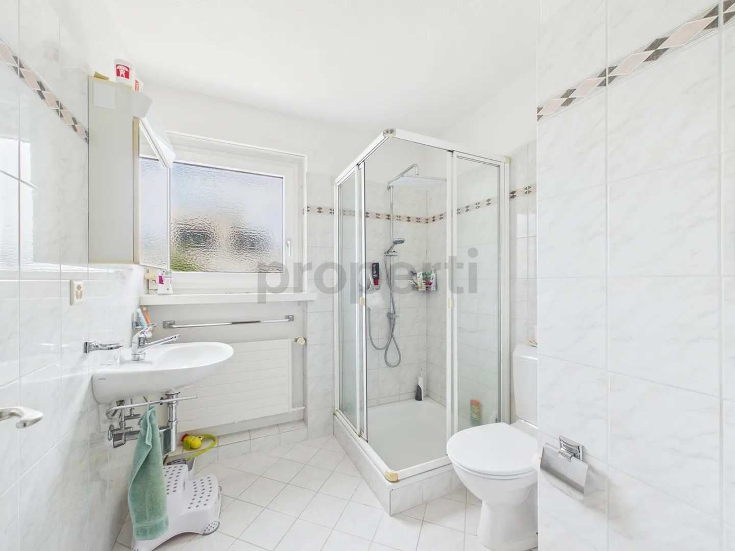 Casa bifamiliare accogliente di 6,5 stanze a Sins - Foto 11 di 13