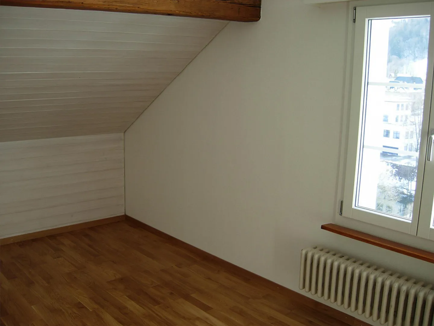 Appartement sous les combles de 3,5 pièces - Photo 5 sur 9