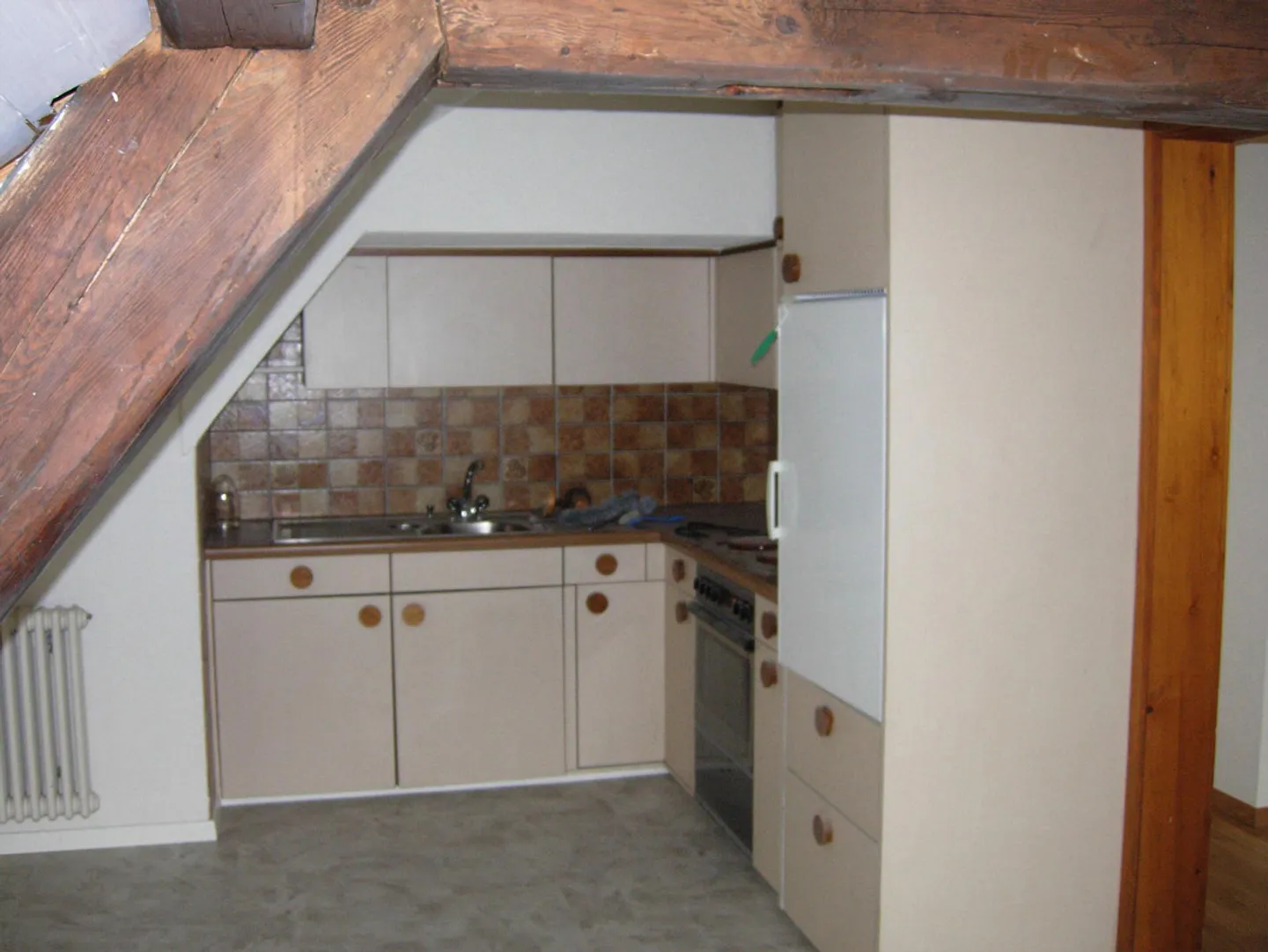 Appartement sous les combles de 3,5 pièces - Photo 7 sur 9