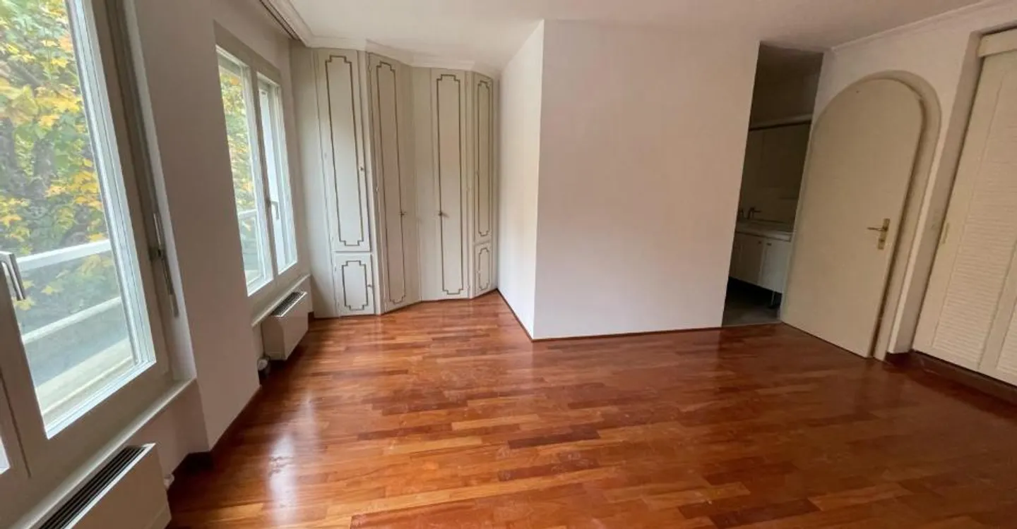 Schöne Duplexwohnung mit Balkon und Blick auf den Genfersee und den Mont Blanc. - Foto 6 von 9