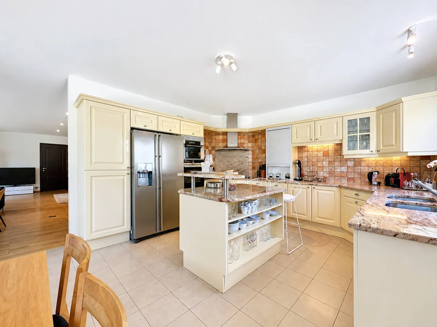 Exclusif ! Villa individuelle avec 6,5 pièces, idéale pour une famille - Photo 4 sur 13