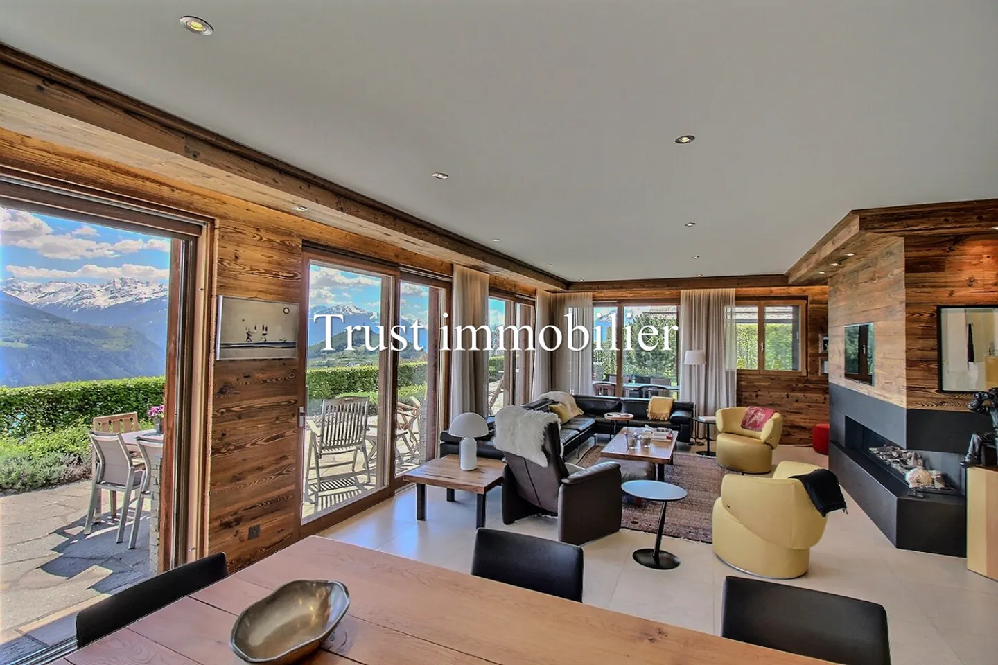 6021. Chalet d'exception avec vue panoramique à Sergnou, Lens - Photo 2 sur 30