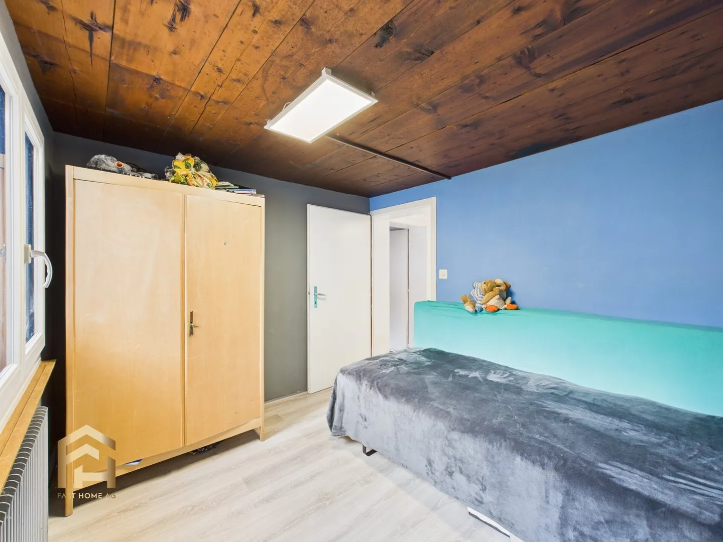 Cozy 3.5 Room Apartment with Balcony and Alpine View in Ulrichen - Photo 8 of 13