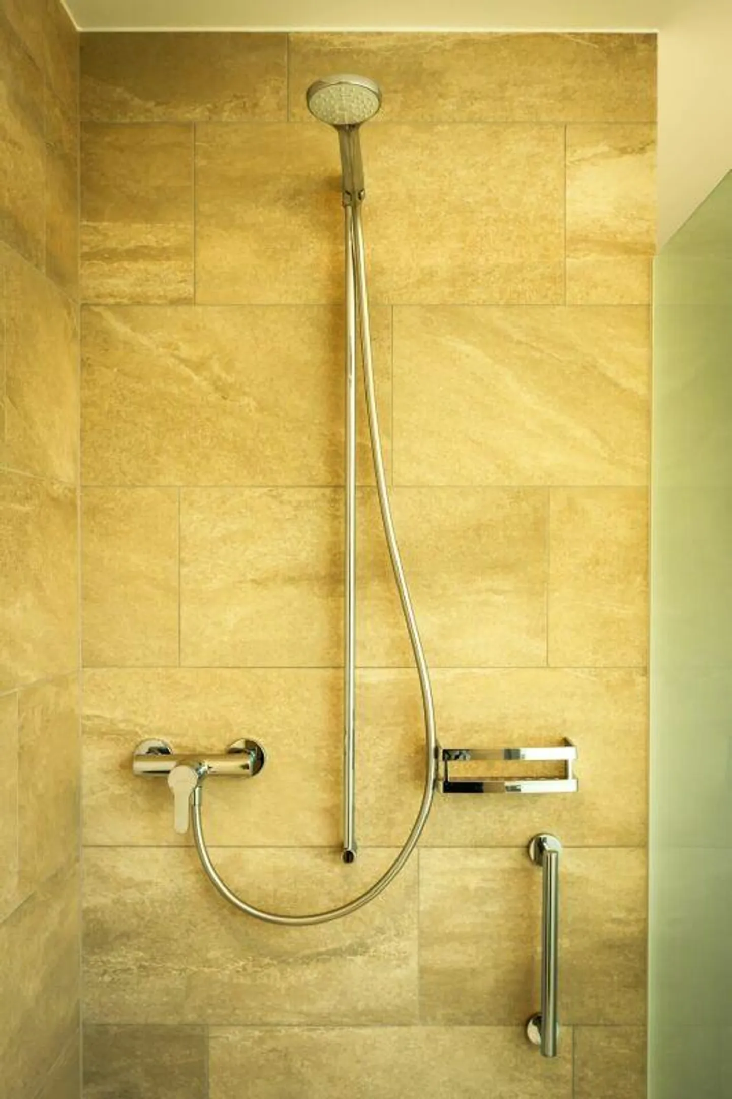 Appartement quasi neuf avec grande terrasse couverte au cœur de See... - Photo 7 sur 12