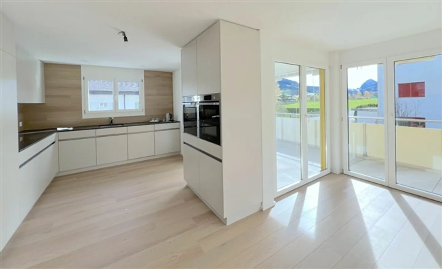 Exclusive living experience with style - within walking distance to the center of Einsiedeln - Photo 2 of 18