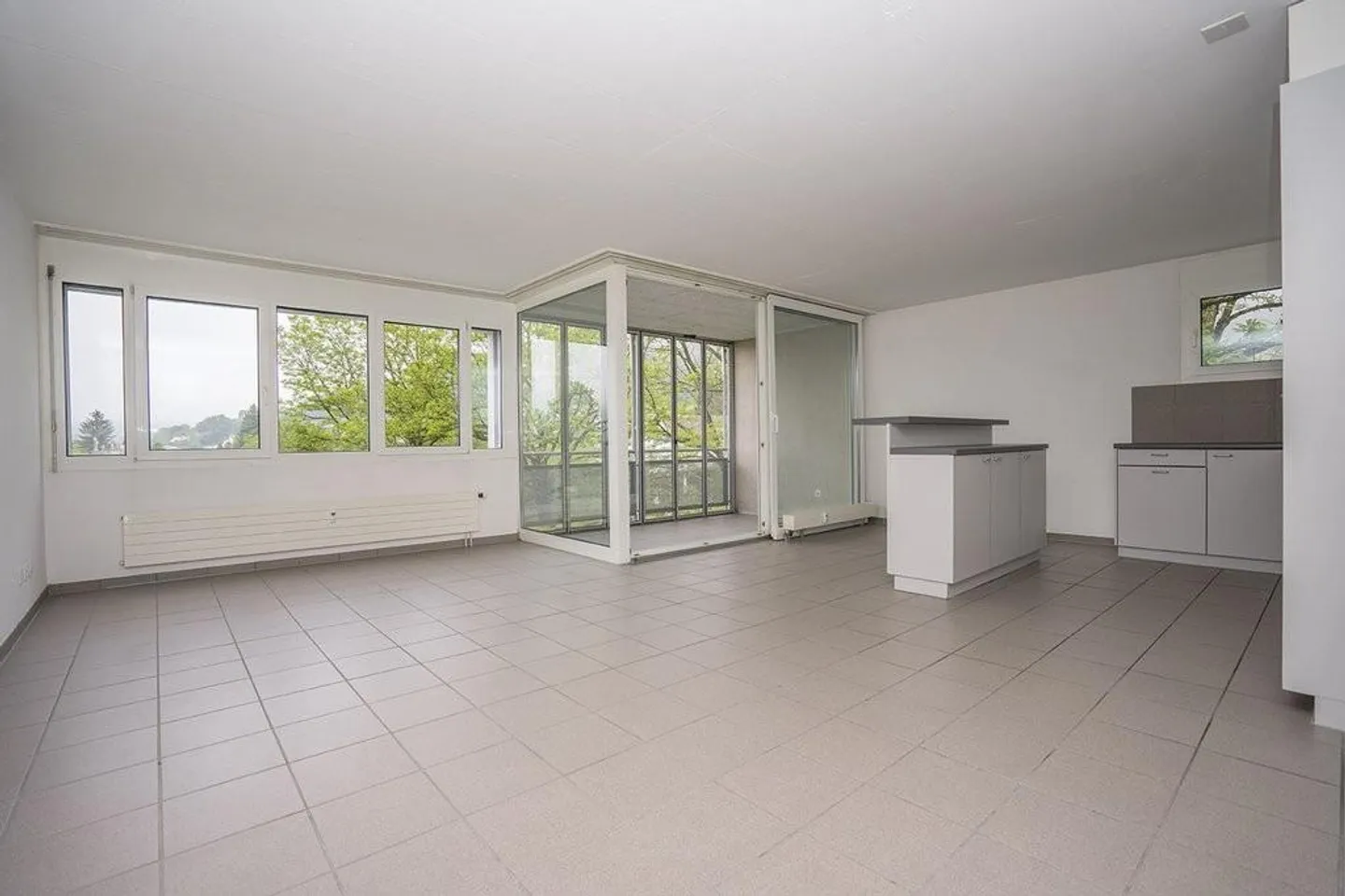Appartement Familial avec Vue Jura - Photo 2 sur 8