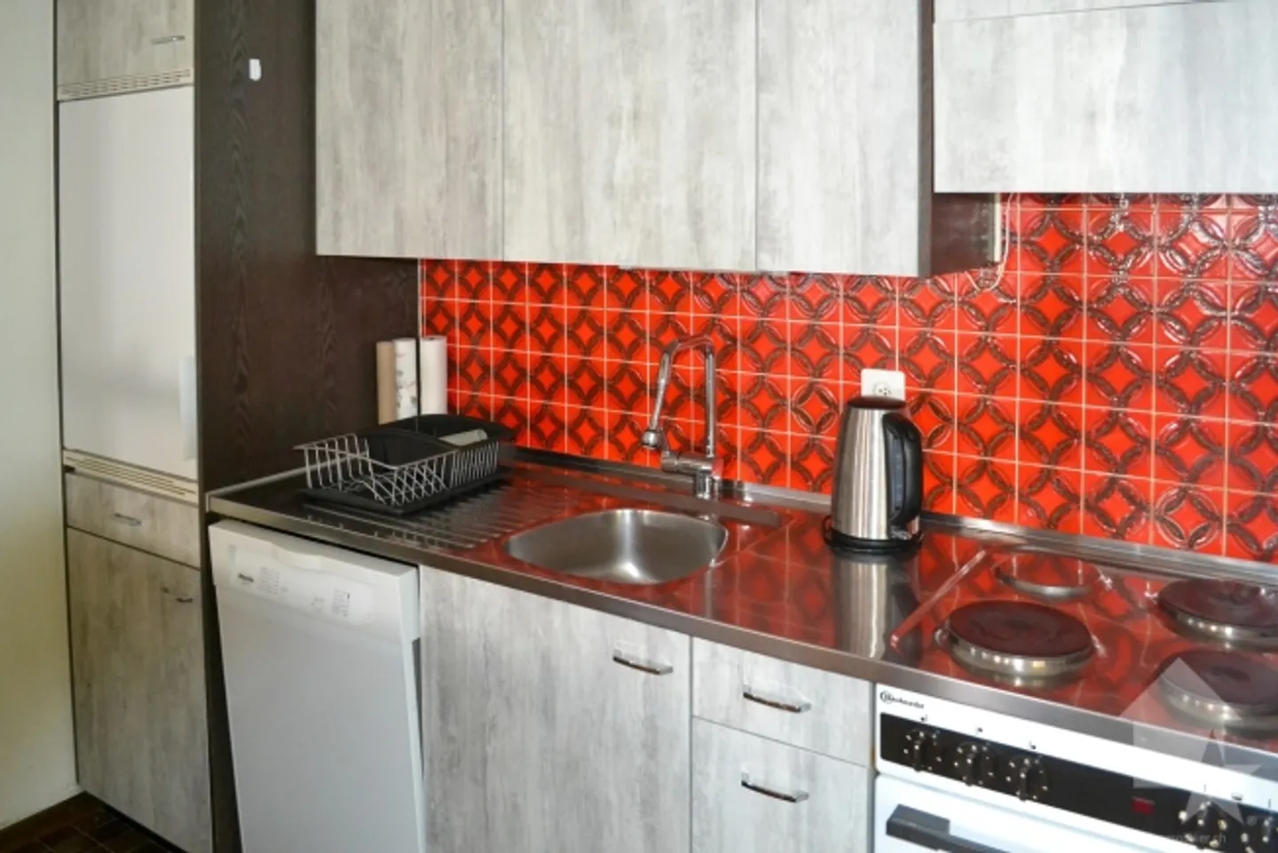 3.5-room apartment of 80 m2 on 2 floors, view of the Alps - Photo 6 of 13