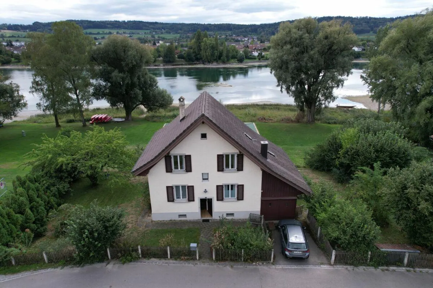 Casa unifamiliare adatta alle famiglie - Foto 2 di 8