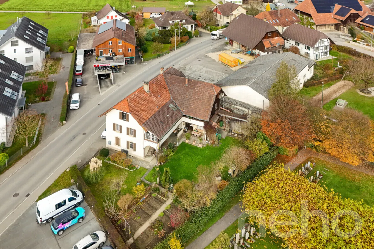 Charmante maison bifamiliale avec potentiel à Kappelen - Photo 3 sur 12