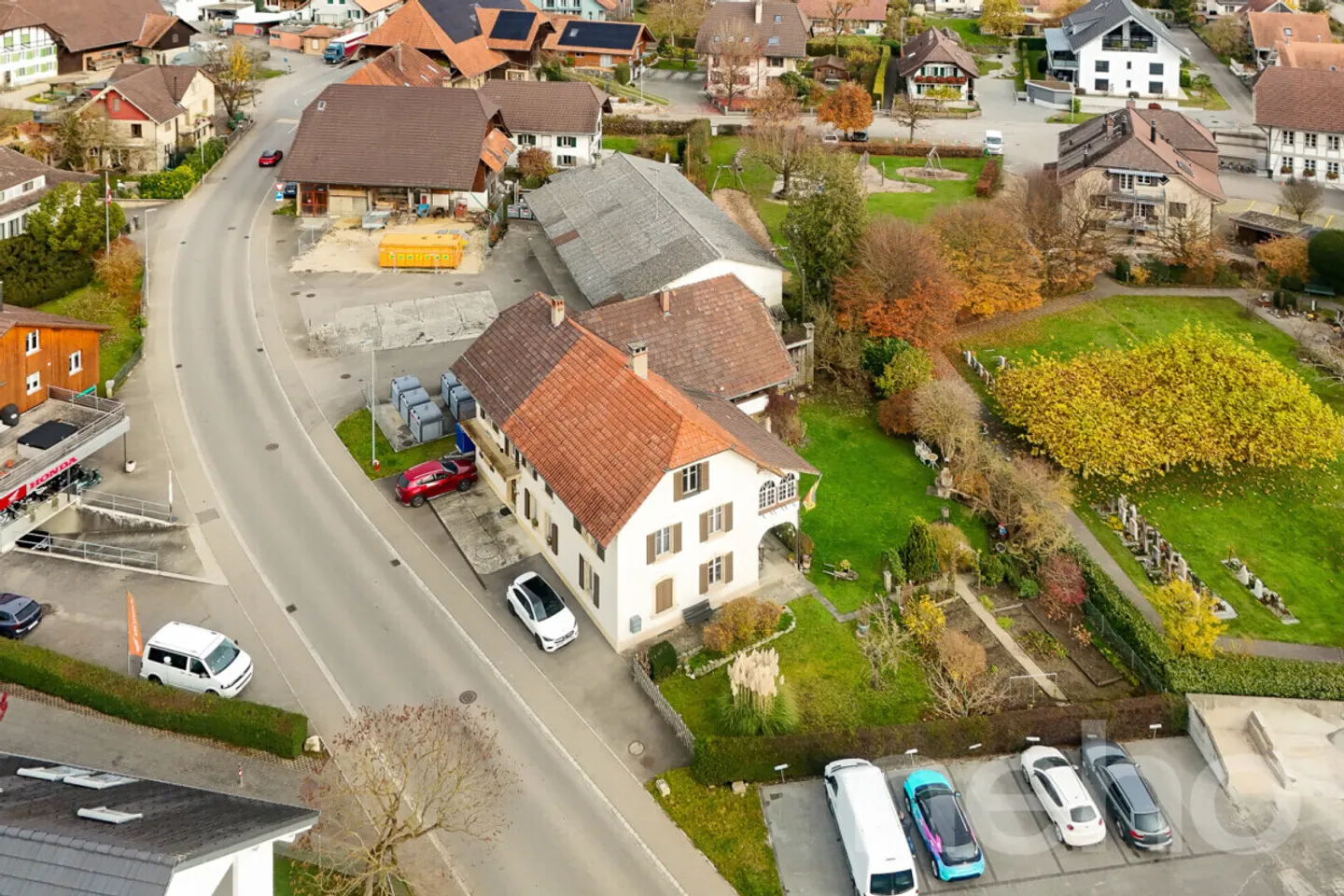 Charmante maison bifamiliale avec potentiel à Kappelen - Photo 4 sur 12