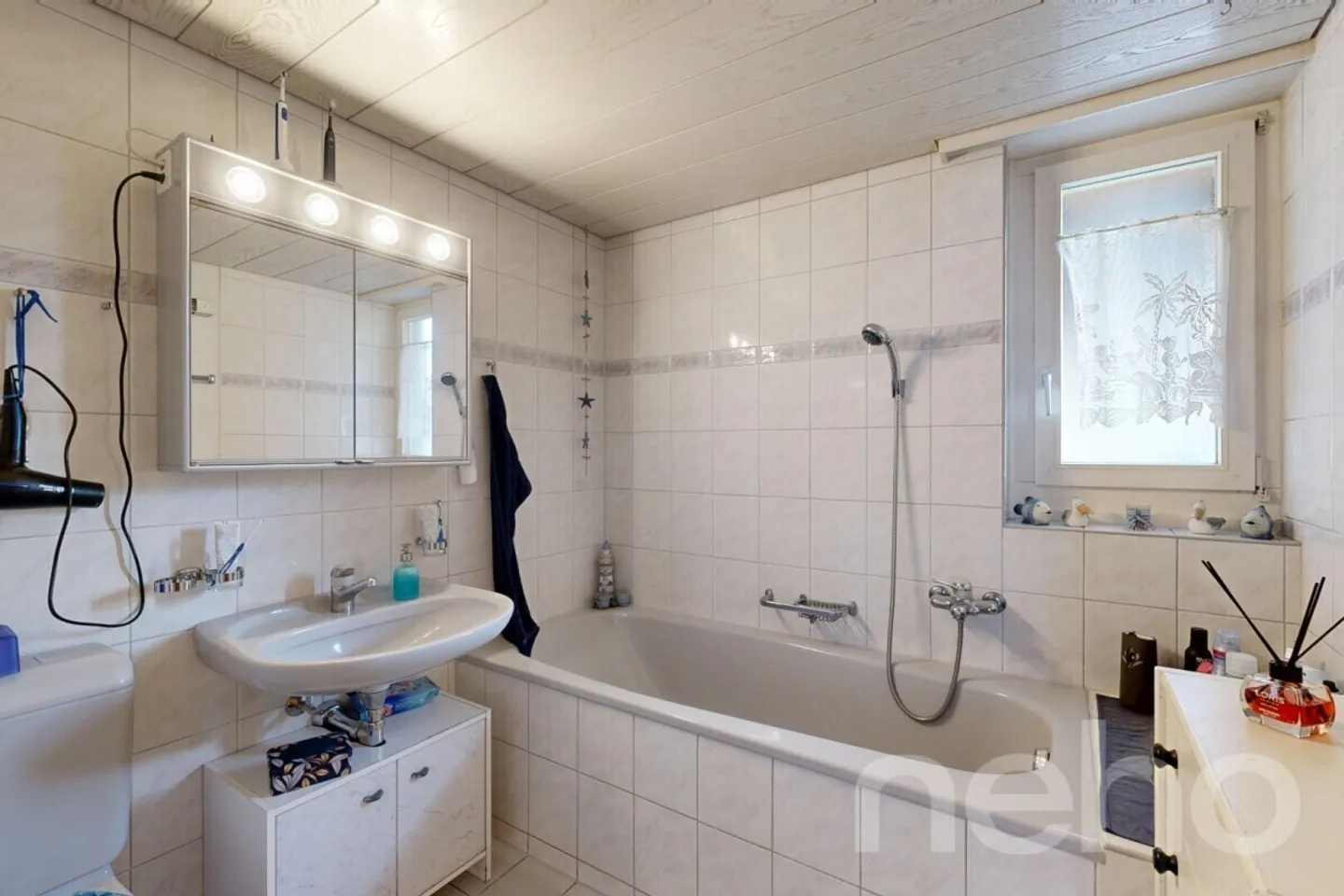 Charmante maison bifamiliale avec potentiel à Kappelen - Photo 10 sur 12