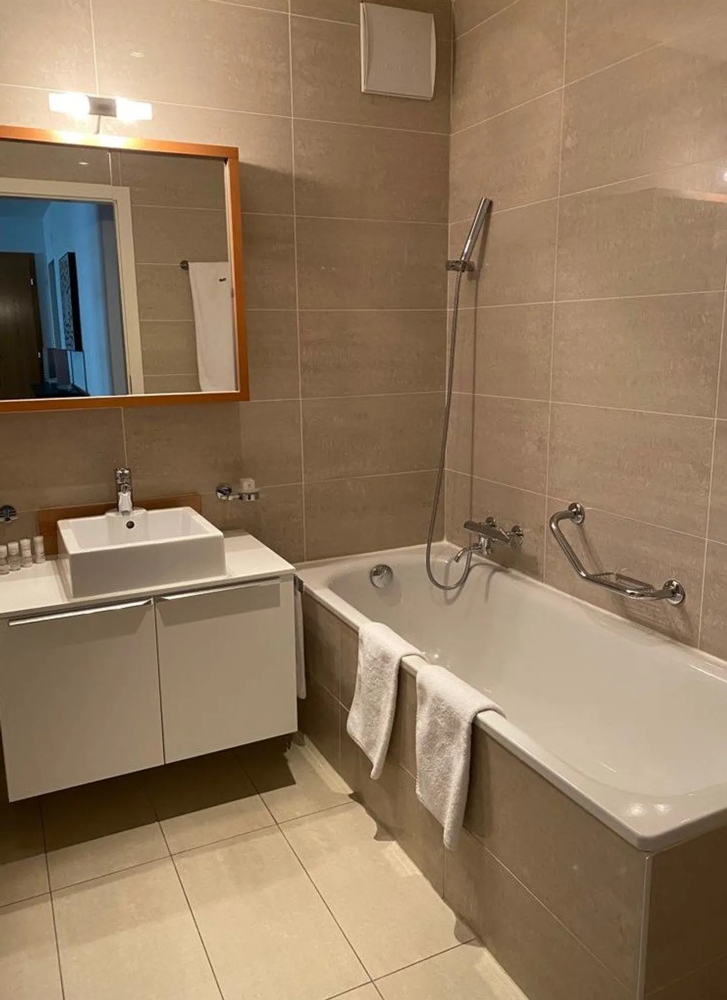 Charmante 3.5 Zimmer Wohnung - Foto 3 von 13