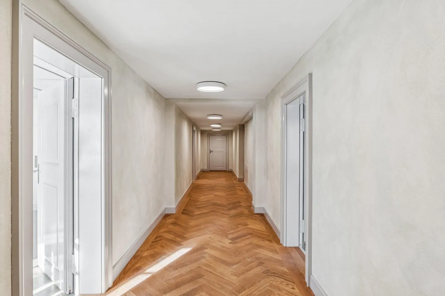 Arbeiten an einem Ort mit Geschichte - Foto 2 von 10