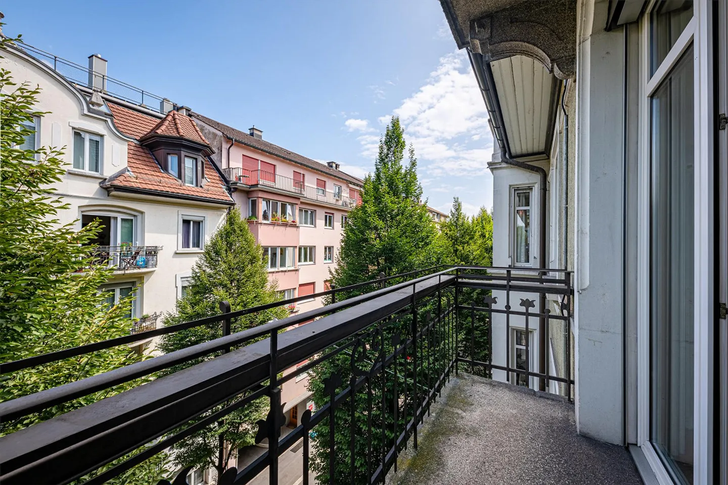 Altbauwohnung mit modernem Ausbaustand an bester Lage - Foto 5 von 10