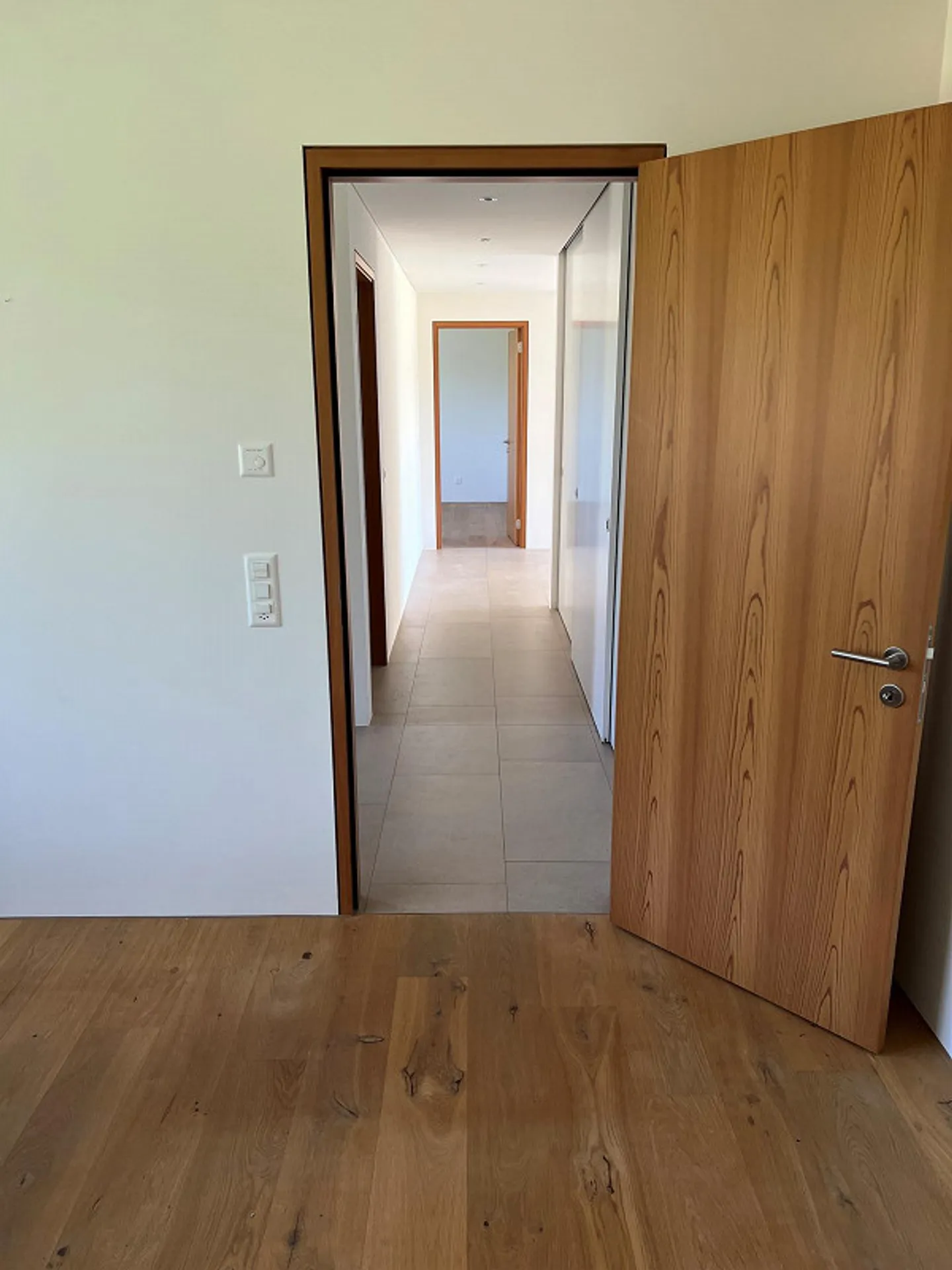 Living like in a single-family home - modern apartment near the lake with a large terrace - Photo 10 of 10