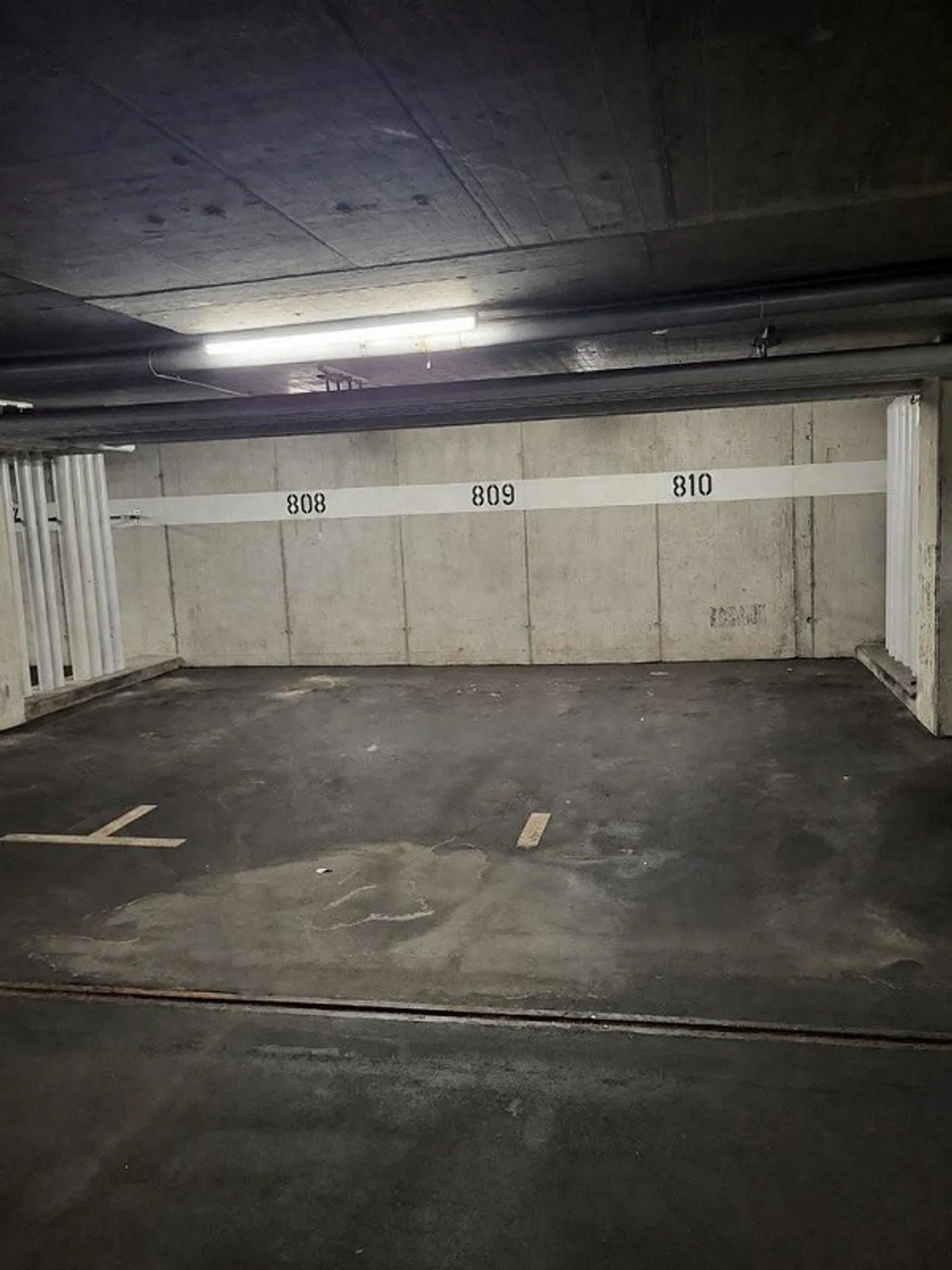 Mattenhof: Parking spaces for rent - Photo 2 of 2