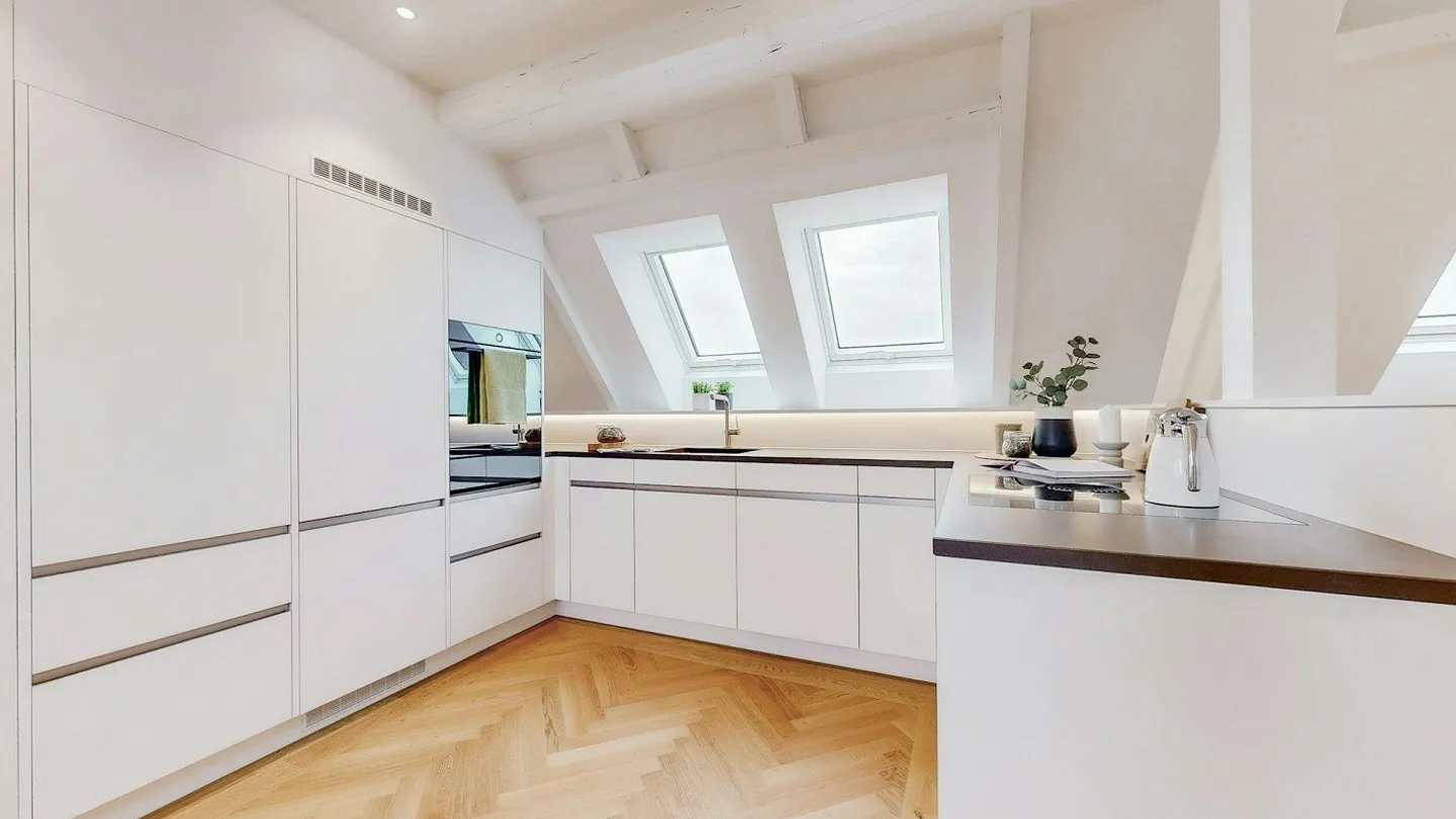 Première occupation - Exquise résidence en duplex à Zurich-Seefeld - Photo 2 sur 13