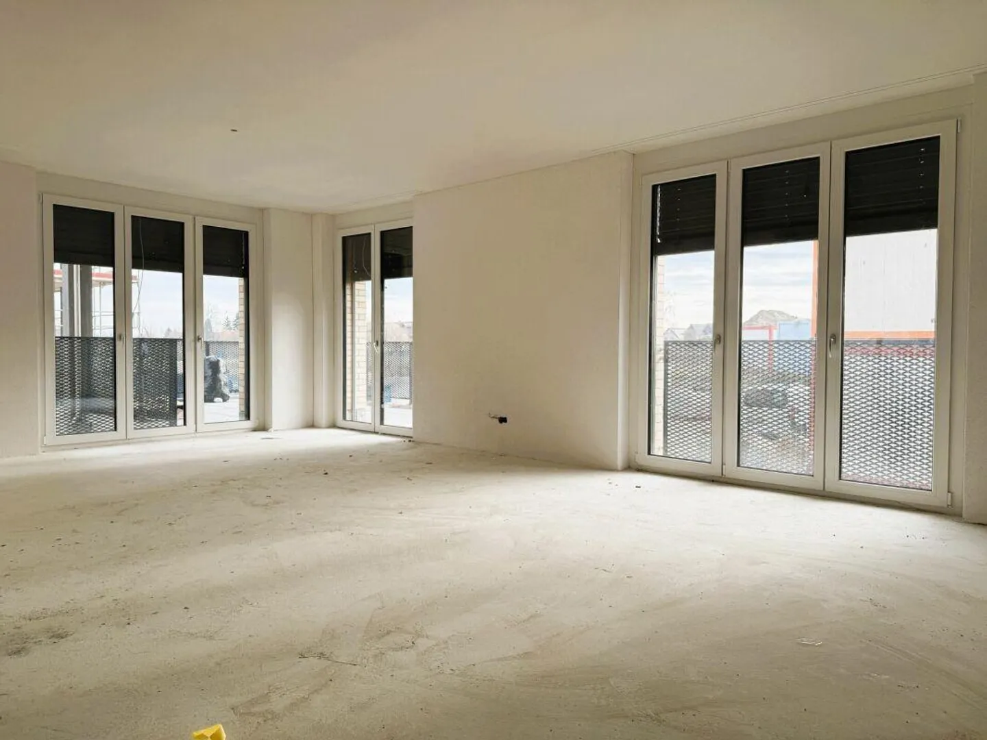 4.5-Zi.-EG-Wohnung mit Sicht über die angrenzende Landwirtschaft (D... - Foto 5 von 13