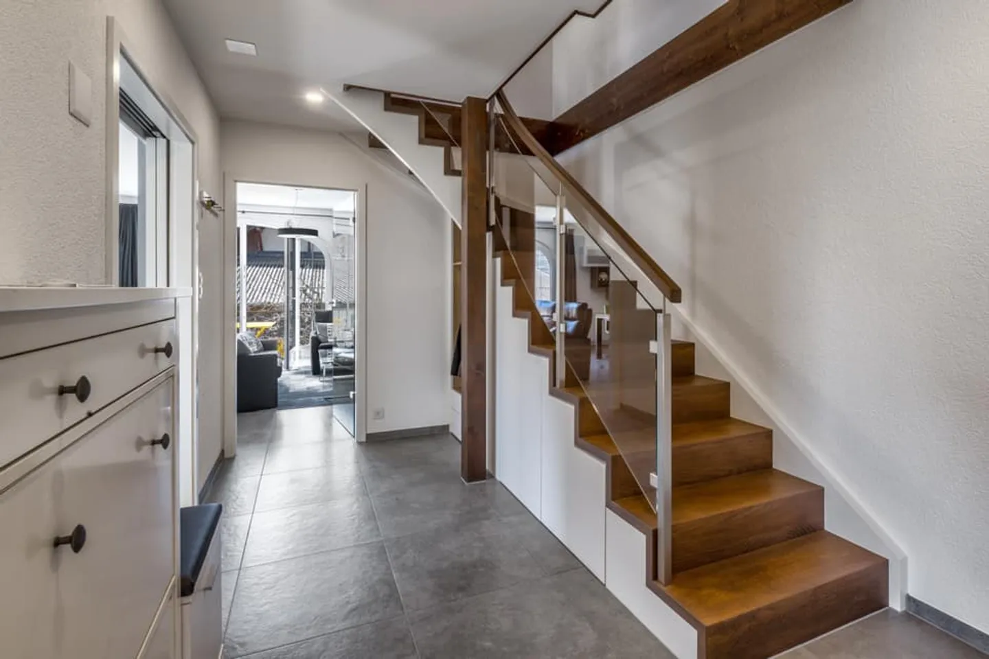 Duplex affascinante di 5,5 stanze a Peney-le-Jorat - Foto 8 di 11