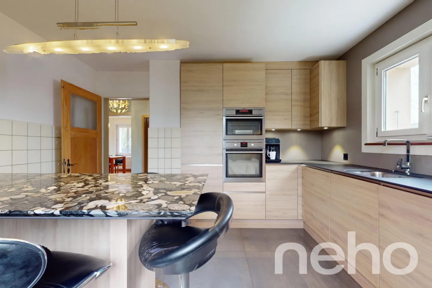 Einfamilienhaus mit unabhängigem Studio in der Nähe des Bahnhofs Boudry! - Foto 9 von 13