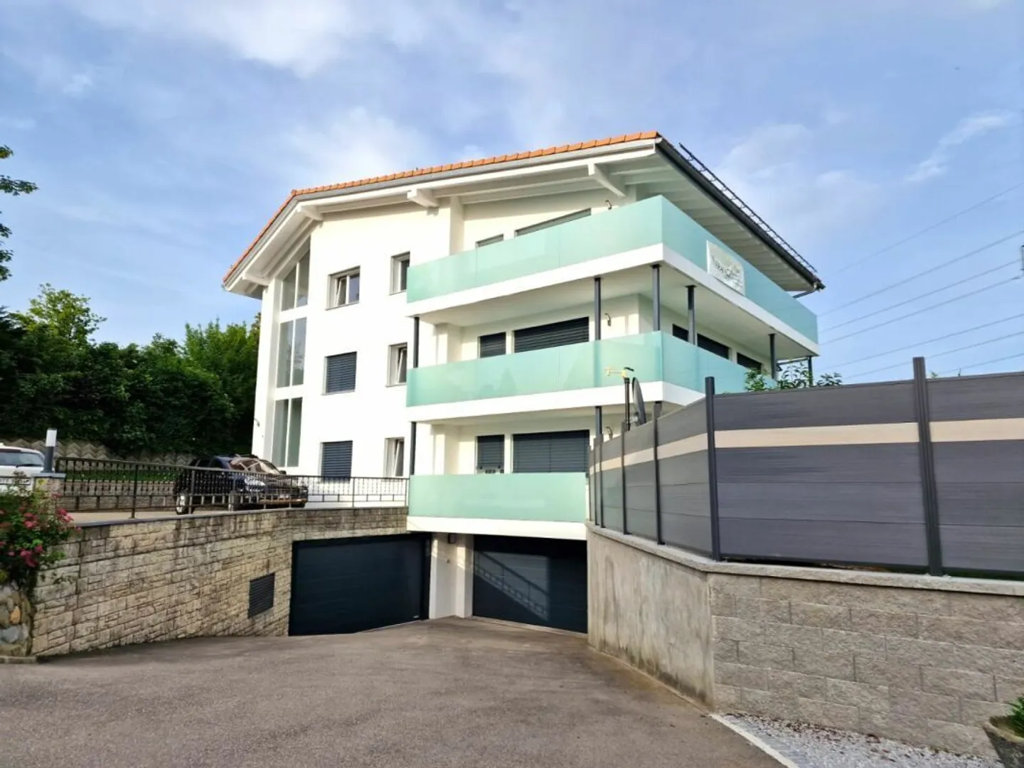 BRIGHT, HIGH-END, PENTHOUSE - Photo 2 of 10
