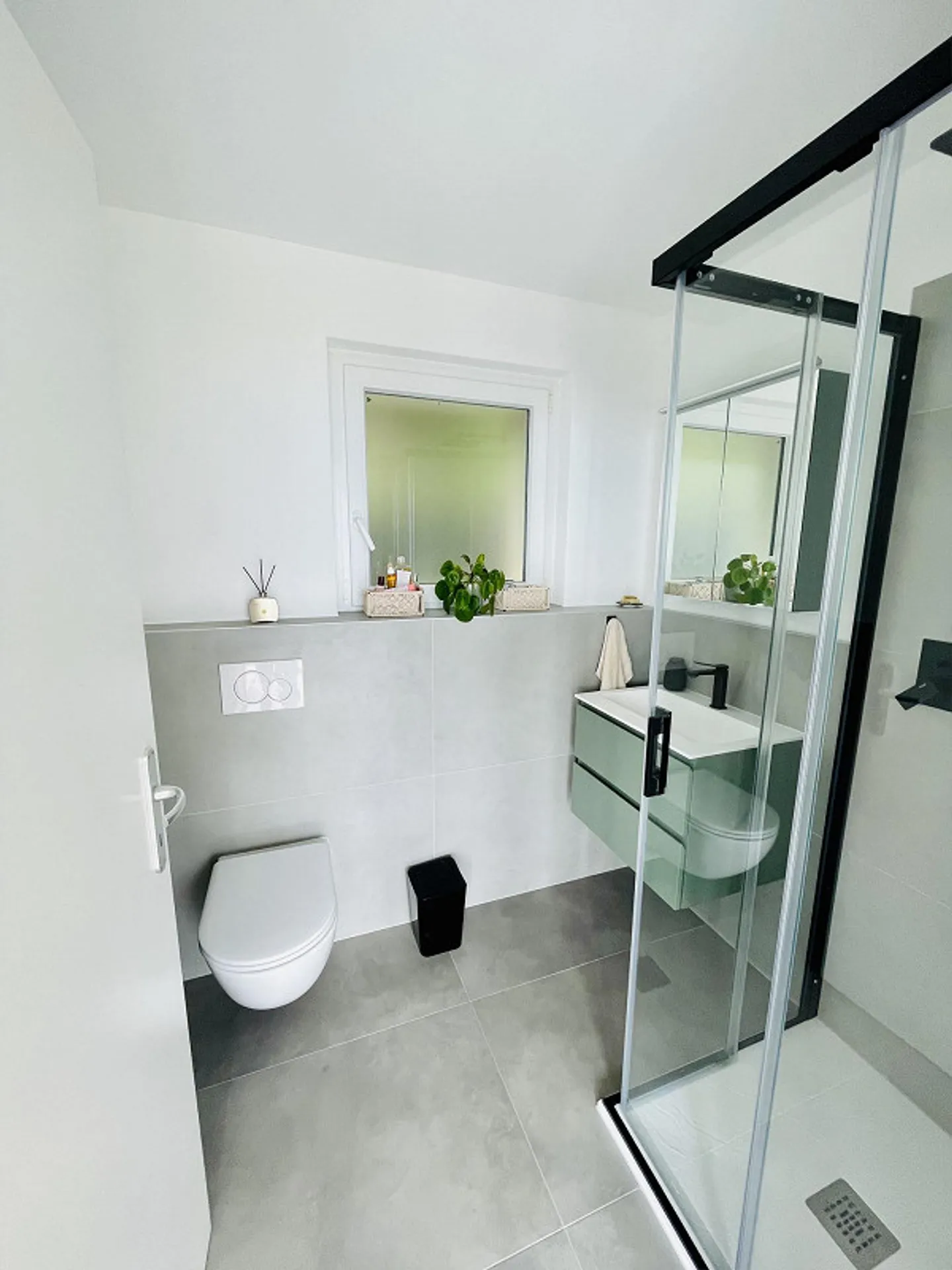 House on the Hill with Panoramic View of Lake Maggiore - Photo 6 of 16